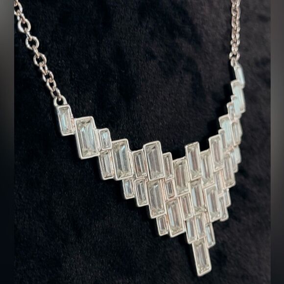 Silver Tone Cascading Baguettes Collar Geometric Necklace, Avon, NWOB - Picture 2 of 15